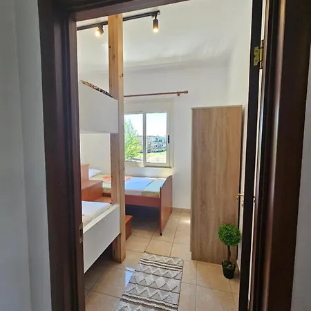 Vacation Апартаменты *